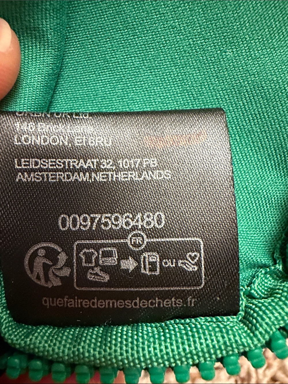 New FP Movement Essentials Only Pouch - Picture 6 of 6